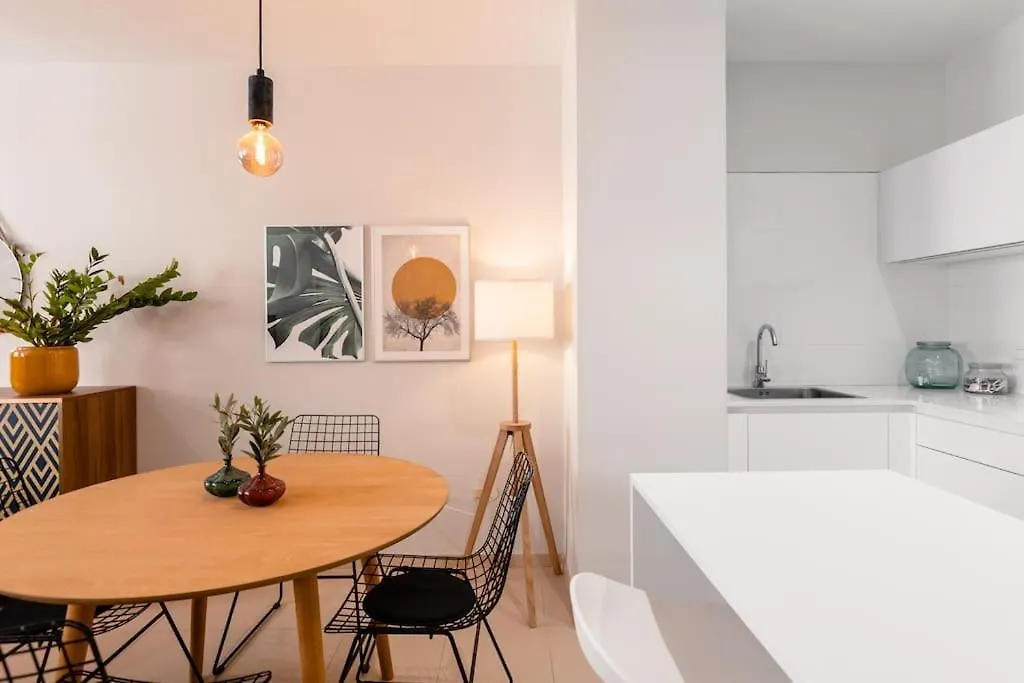 Santa Cruz City Center: The Most Coveted Location 0*, Santa Cruz de Tenerife